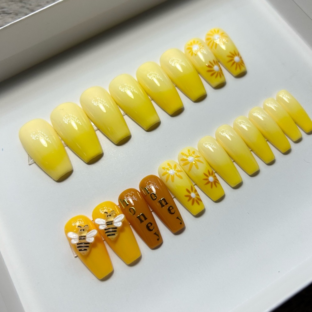 Medium Coffin Honey Bee Press On Nail Full Set